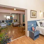 Grand Ons Hotel