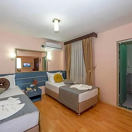 Grand Ons Hotell 3*