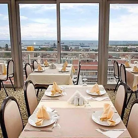 Hotell Grand Ons 3*