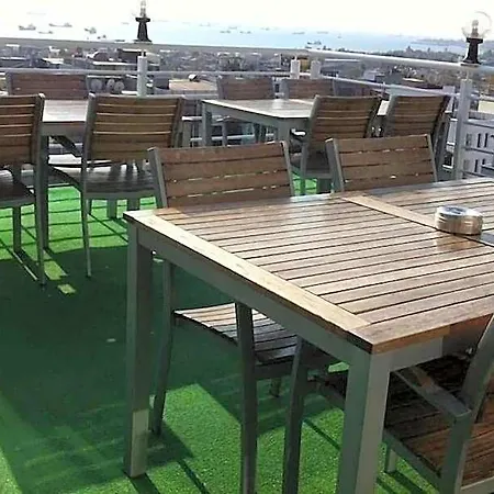 Grand Ons Hotell