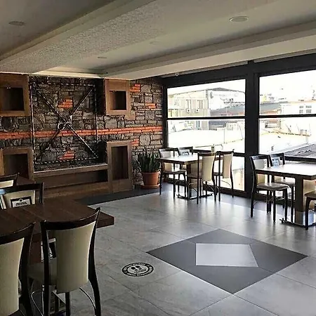 Hotell Grand Ons