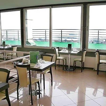 Hotell Grand Ons 3*