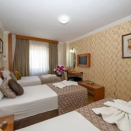 Hotell Grand Ons 3*