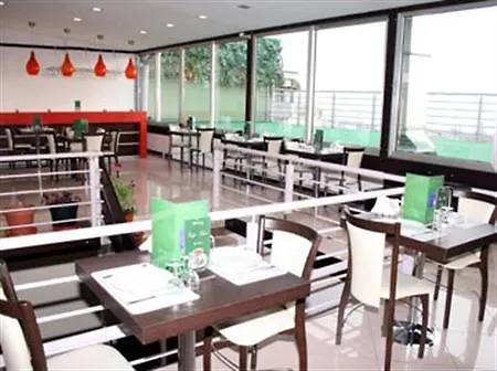 Hotell Grand Ons