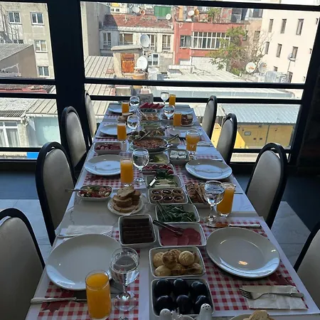 Hotel Grand Ons 3*