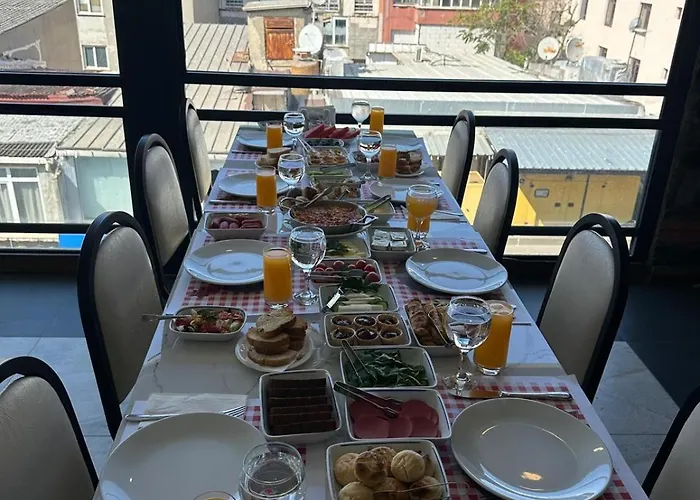 Ξενοδοχείο Grand Ons 3*